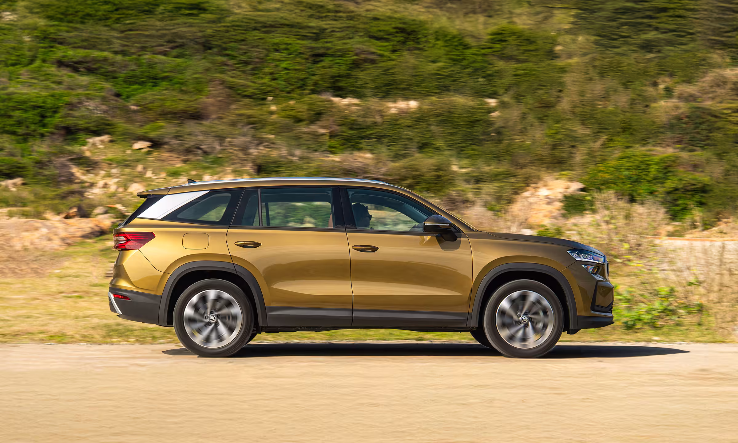 Skoda-Kodiaq-Premium-2025-12-1740474072.avif